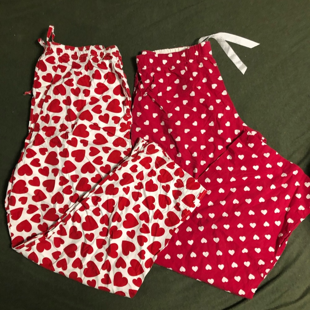 Pajama bottoms pair
